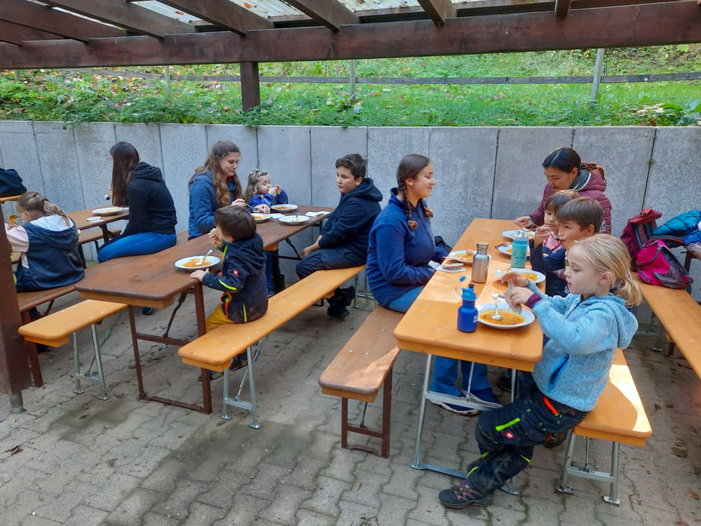 20221023 NF_Kürbisschnitzen_Anke-8.jpg