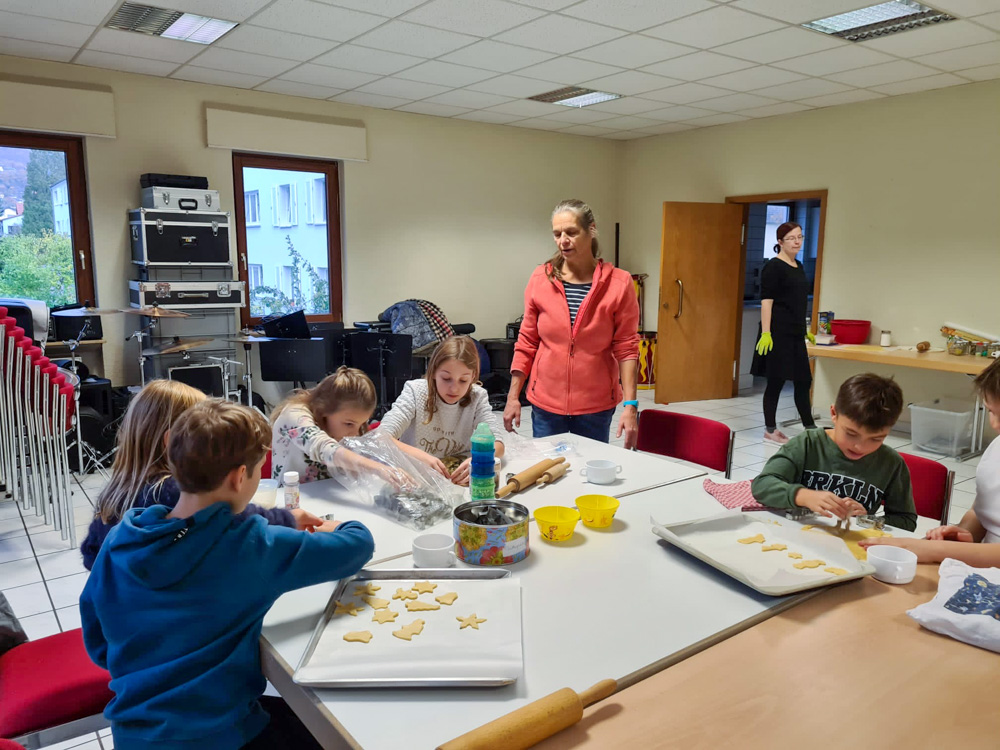 20221125 NF_Plätzchen-Kranz-16.jpg