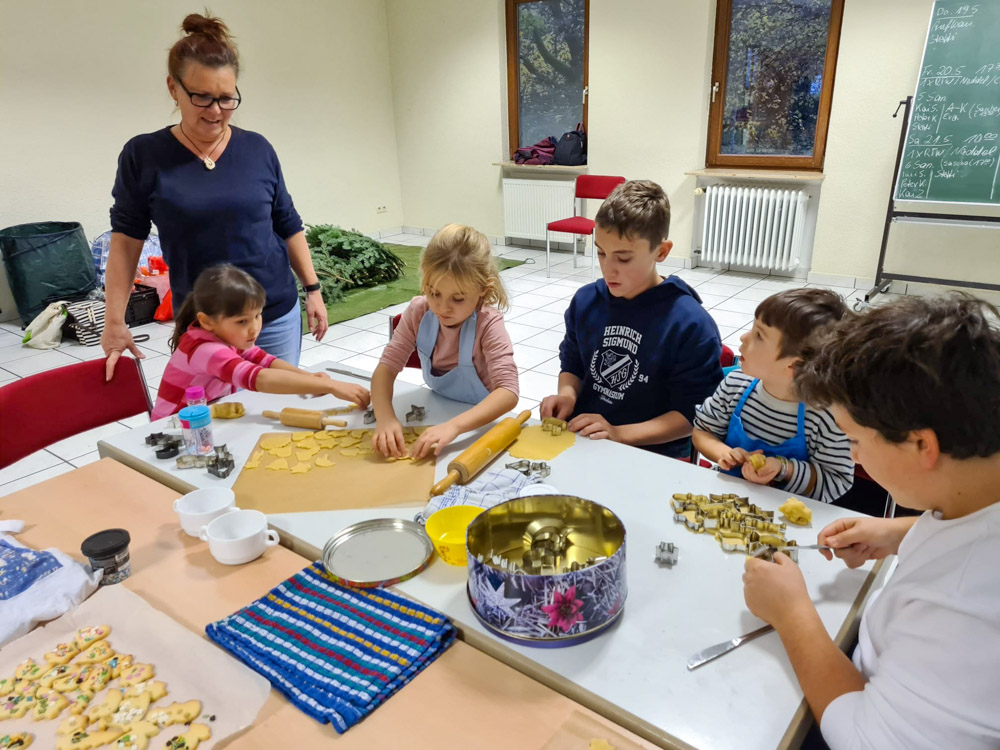 20221125 NF_Plätzchen-Kranz-19.jpg