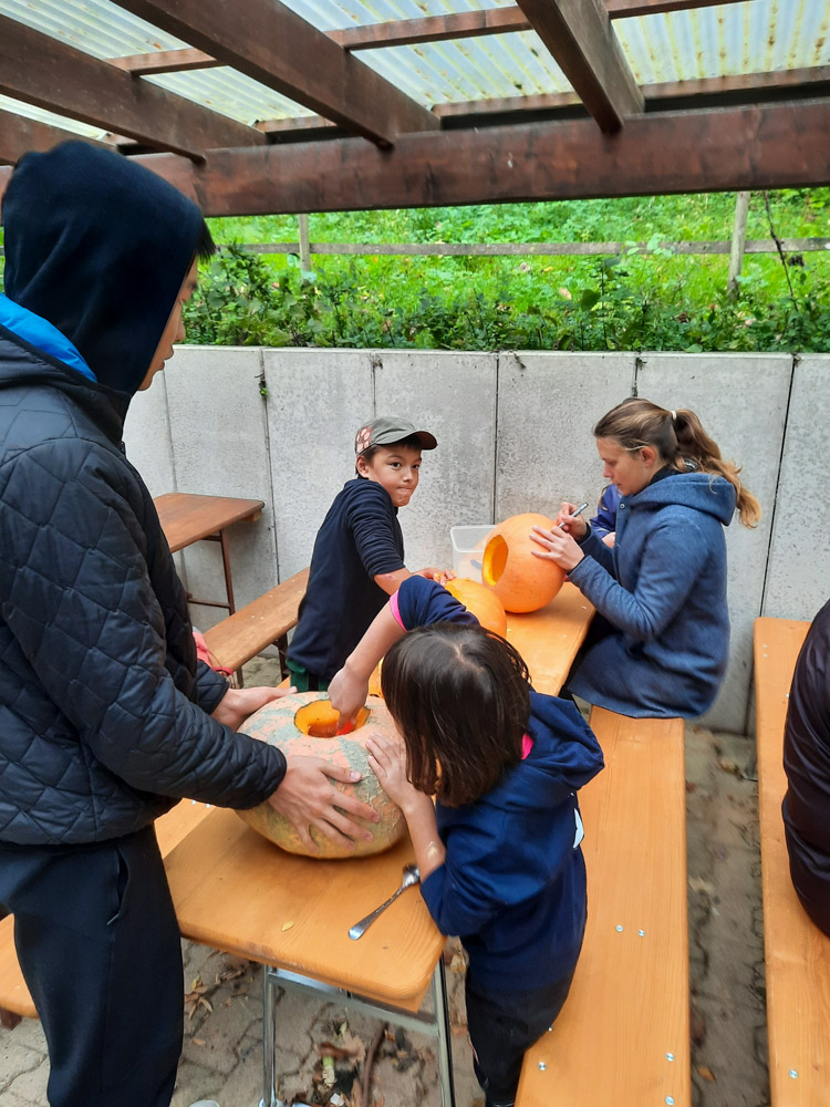 20231021 NF_Kürbisschnitzen_Anke-12.jpg