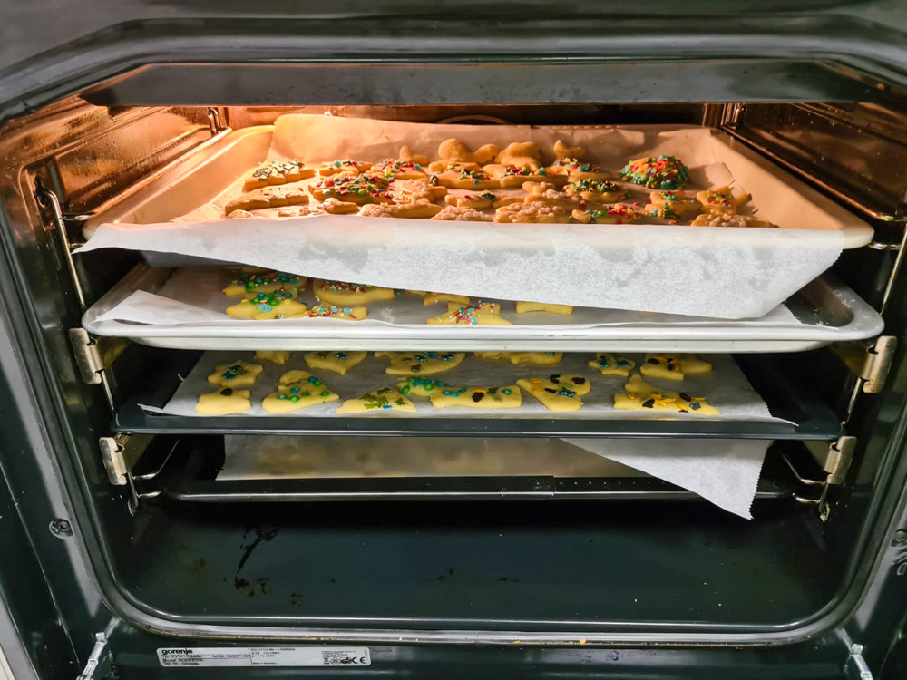 20231124 Plätzchen backen - Kranz binden_Sabine-15.jpg