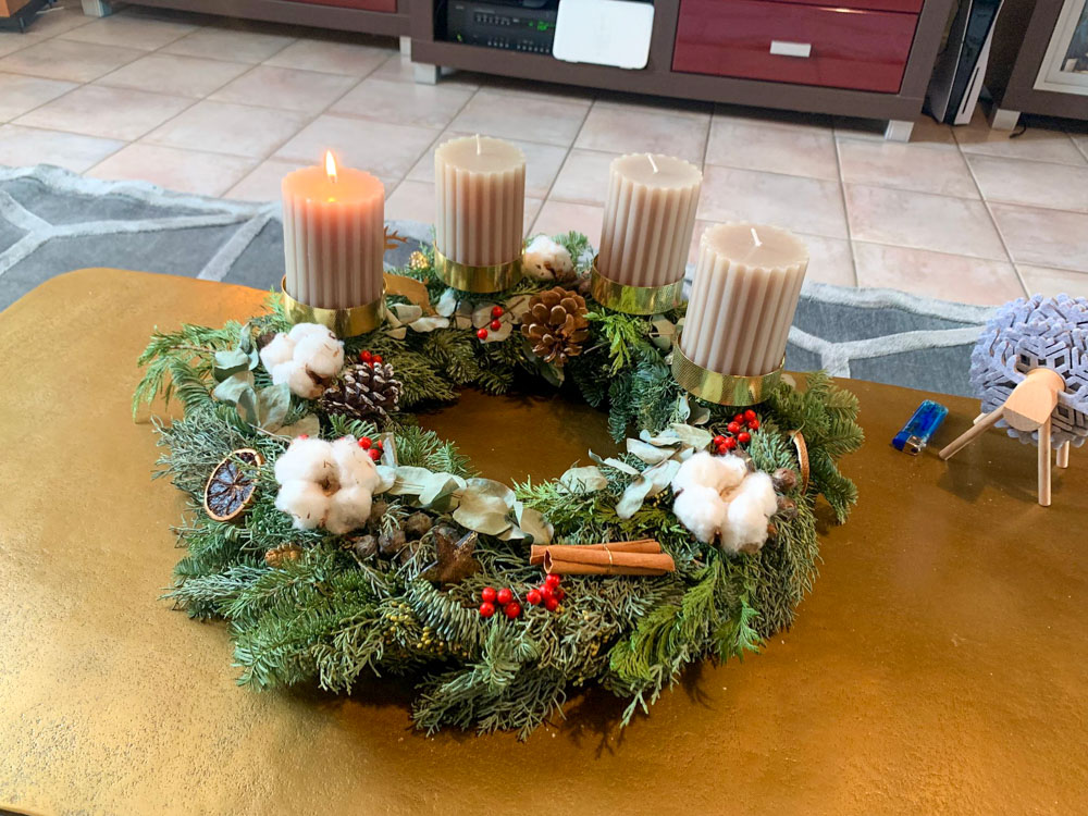 20231124 Plätzchen backen - Kranz binden_Sabine-16.jpg