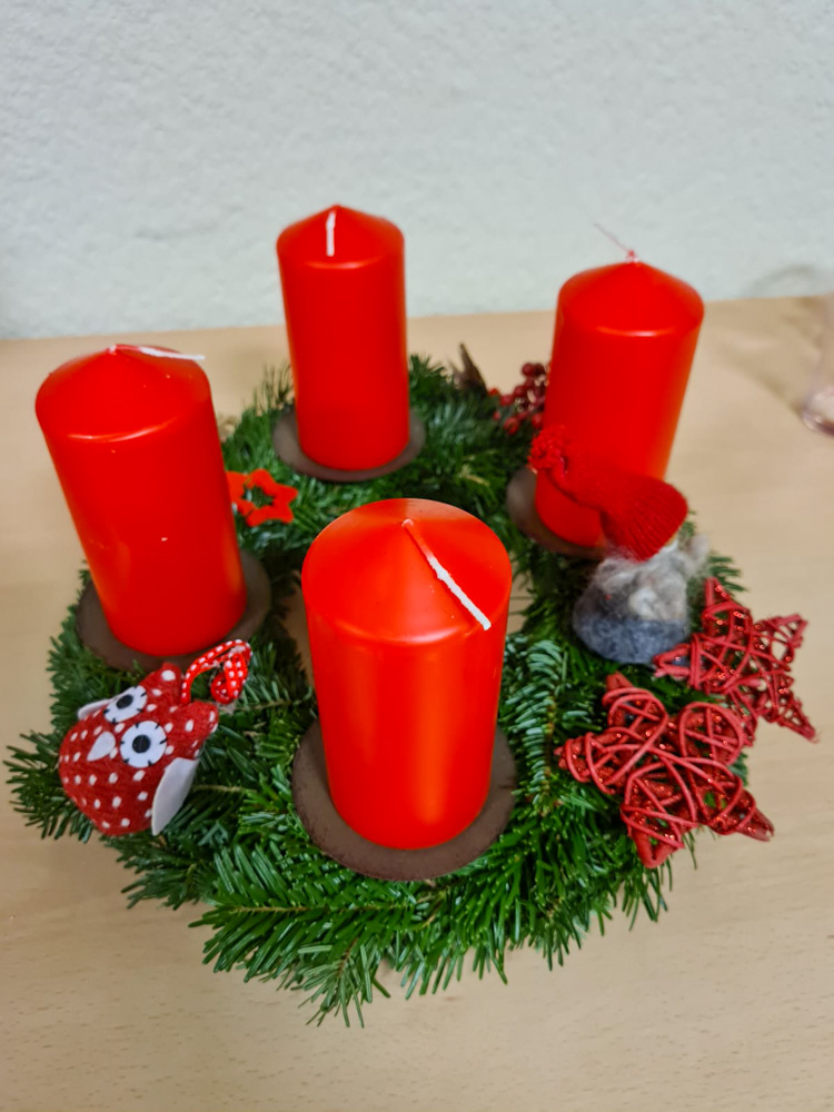 20231124 Plätzchen backen - Kranz binden_Sabine-26.jpg