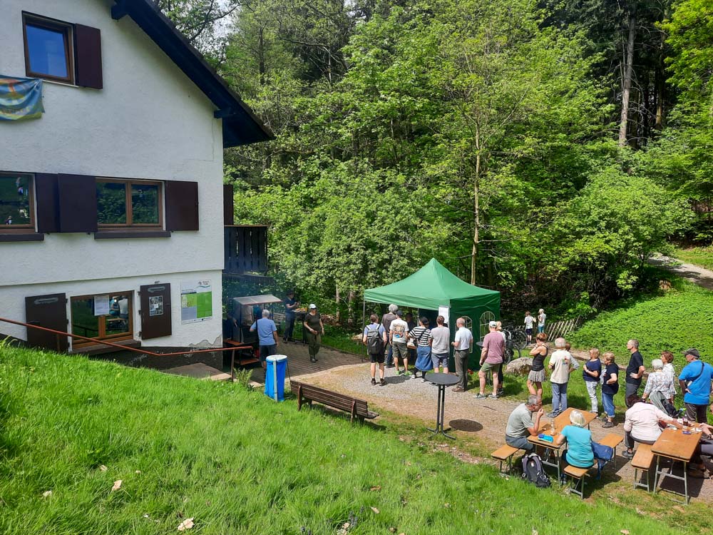 20240501 NF_Maibaum stellen und Maifeier_Anke-20.jpg