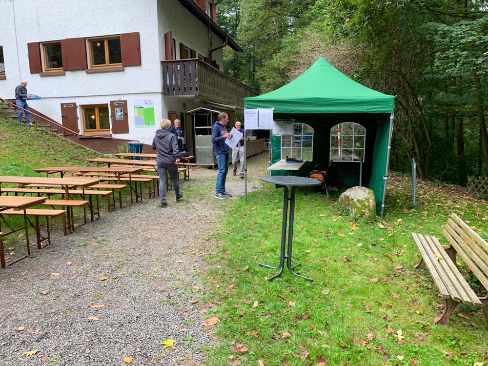 20251003 NF_Goldener Herbst_Karl - 3.jpg