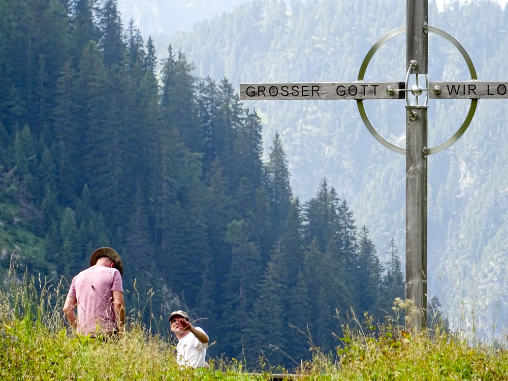 20170804 NF_Hochgebirgswanderung_Sascha-25.jpg