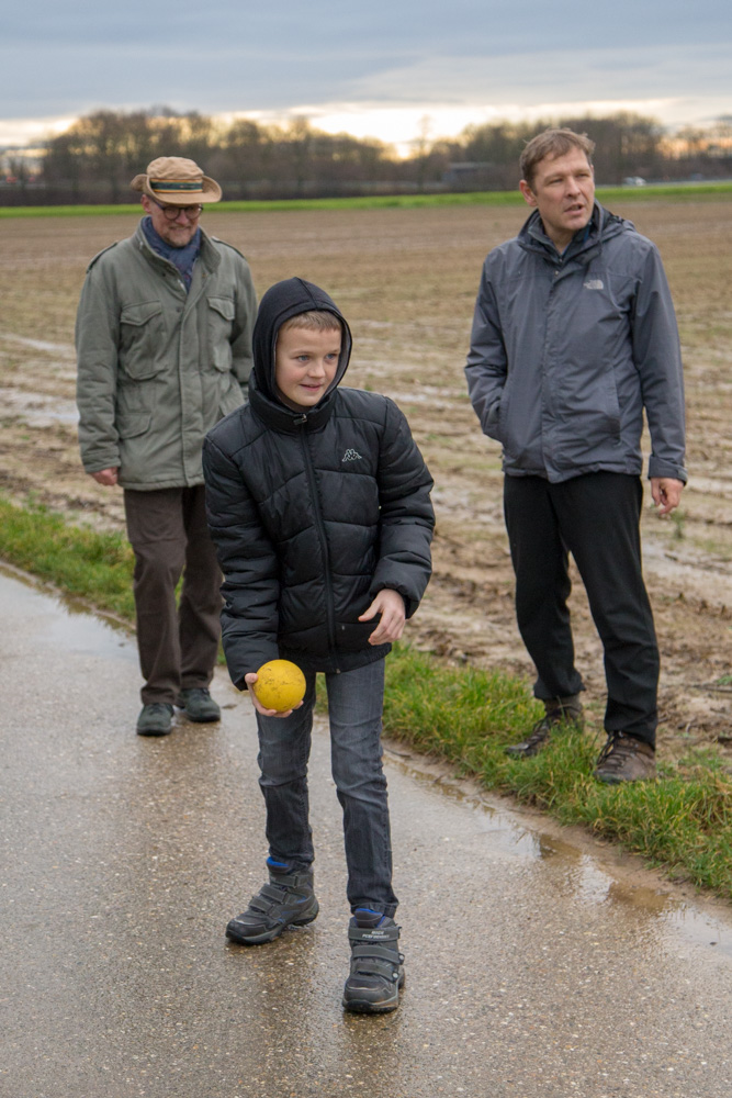 20180106 NF-Dreikönigswanderung_Boßeln_Karl-74.jpg