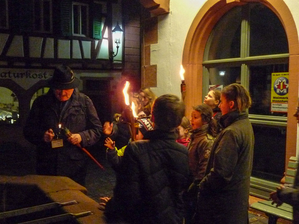 20180316 Fackelwanderung_Sabine-33.jpg