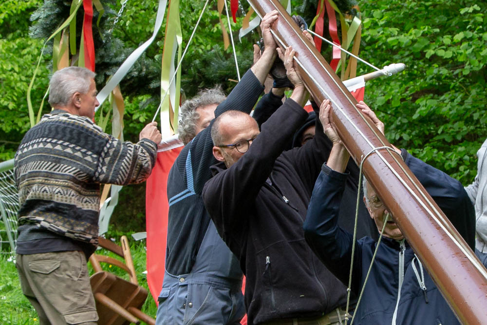 20180430 NF Maibaum stellen_Karl-109.jpg