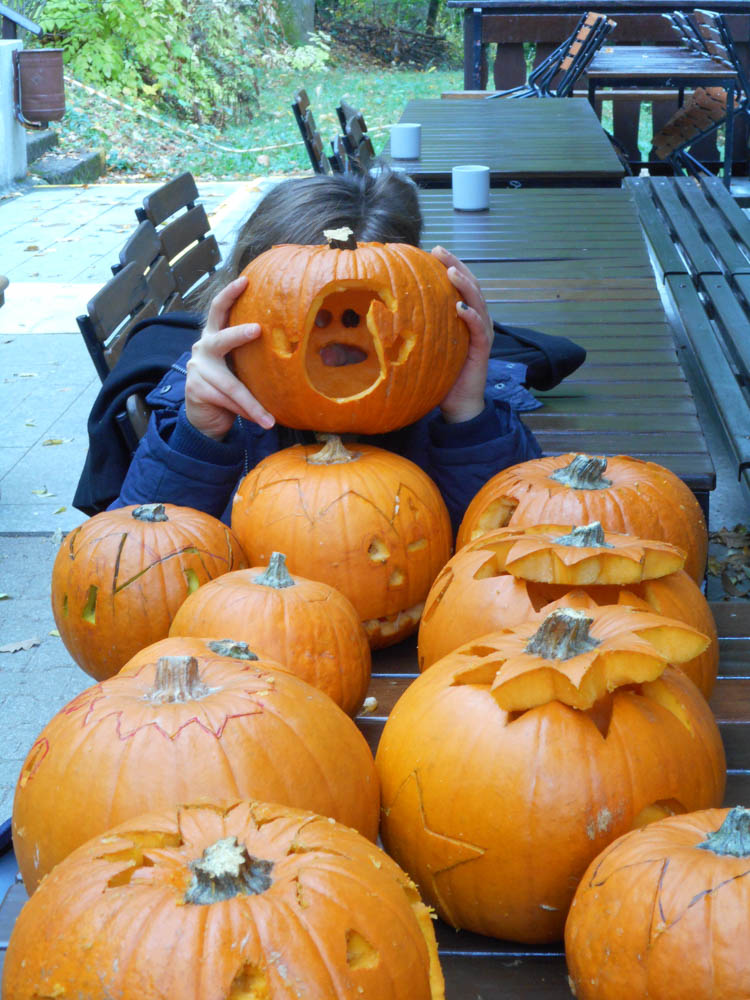 20181027 NF_Kürbisschnitzen_Anke-17.jpg