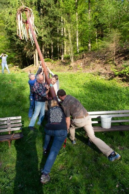 20190430 Maibaum aufstellen_Karl-322.jpg