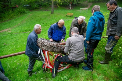 20220430 NF_Maibaum stellen_Karl-28.jpg