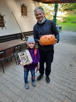 20231021 NF_Kürbisschnitzen_Anke-39.jpg