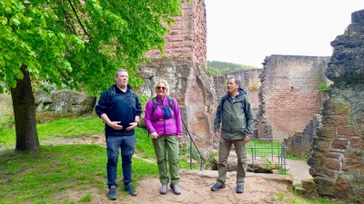 20240428 Rittersteinwanderung_Christel-3.jpg