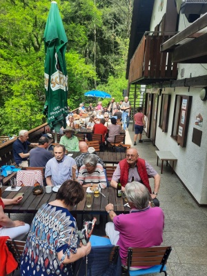 20240501 NF_Maibaum stellen und Maifeier_Anke-21.jpg