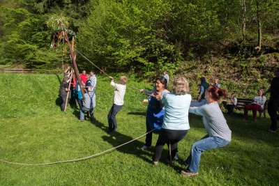 20170430 Maibaum aufstellen-93.jpg